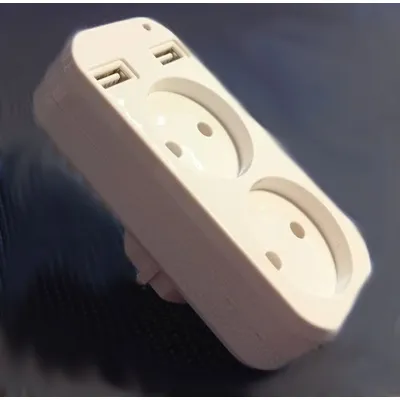 Розгалужувач LMA79001 10A 2500W + 2USB без заземлення 1695 Lemanso